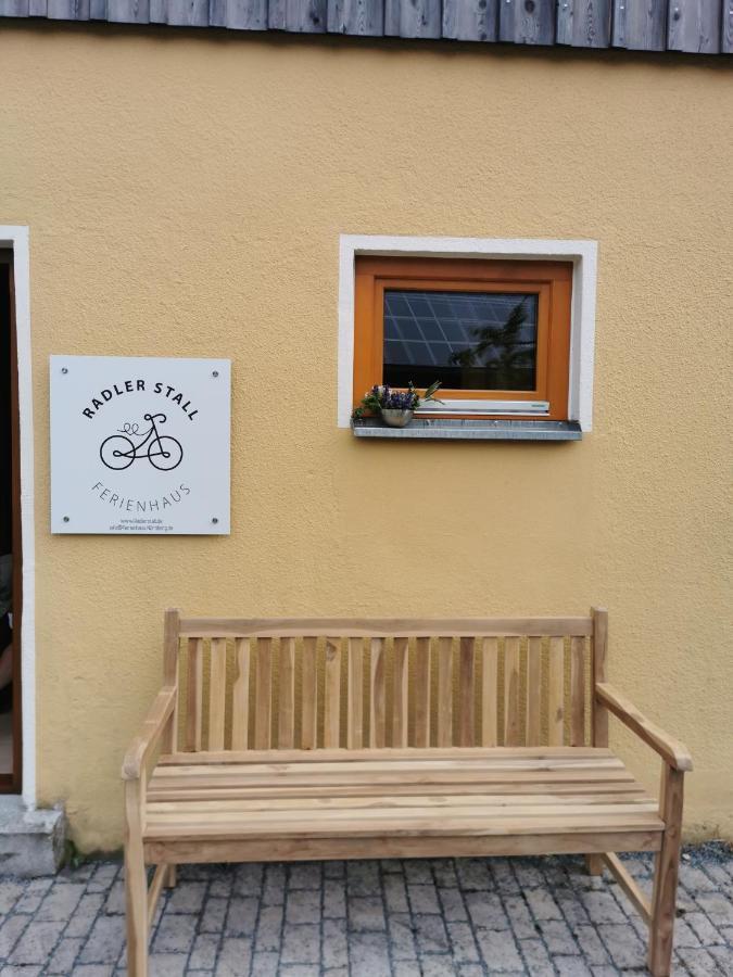 Radler Stall Postbauer-Heng Bagian luar foto
